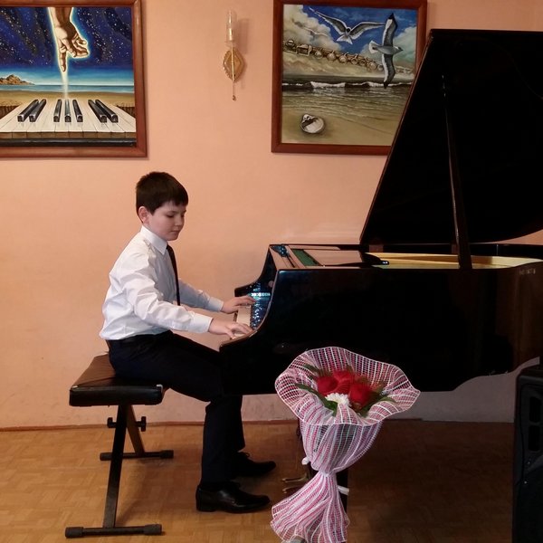 Отборочный тур Краевого конкурса обучающихся по образовательным программам в области музыкального искусства (фортепиано)