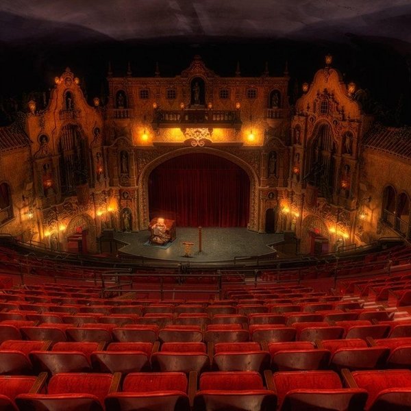 «В мире театральных грез» – концерт с элементами театрализации, посвященный Дню театра