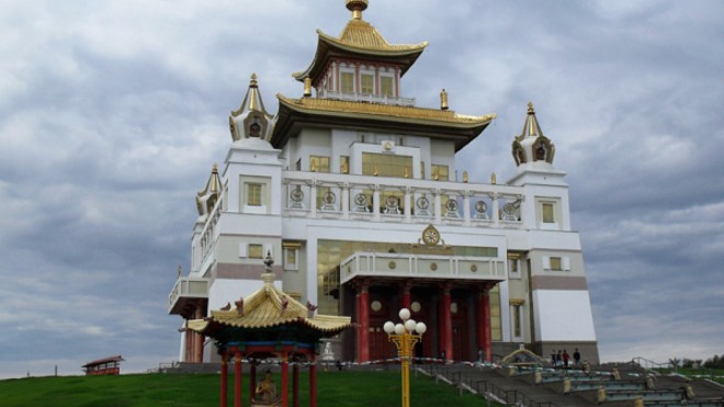 Музей истории буддизма «Золотая обитель Будды Шакьямуни»