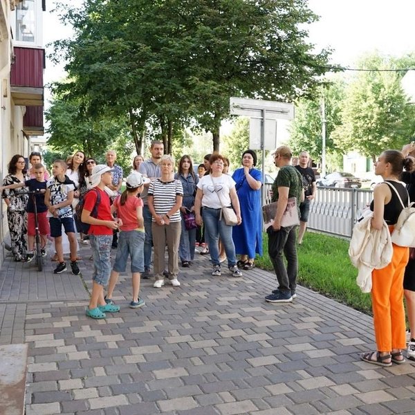 Экскурсия «Пешком по улице Ленина»
