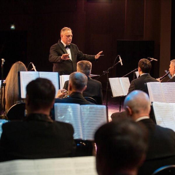 Концерт Виниамина Мясоедова и духового оркестра «Серебряные трубы»