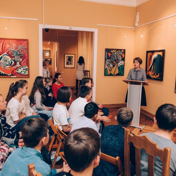 Экскурсии-лекции о русском искусстве «От классиков до авангарда»