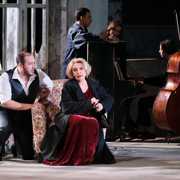 Спектакль La Traviata