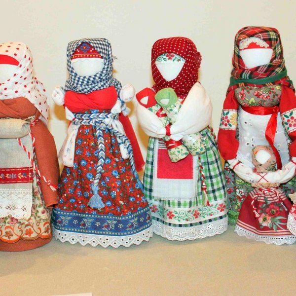 Музейный урок «Куклы наших бабушек» с мастер-классом по изготовлению тряпичной куклы
