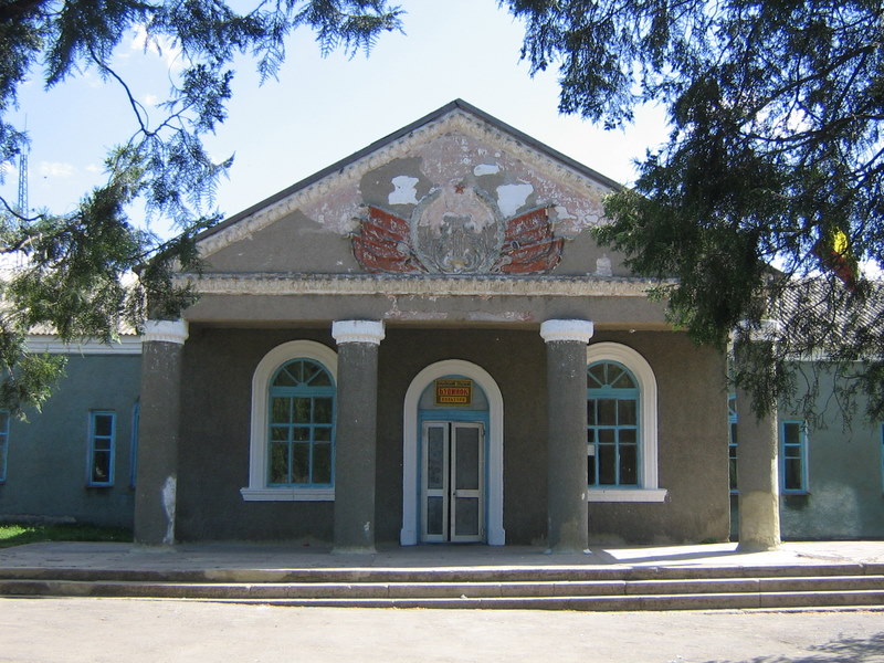 Россошкинский сельский дом культуры