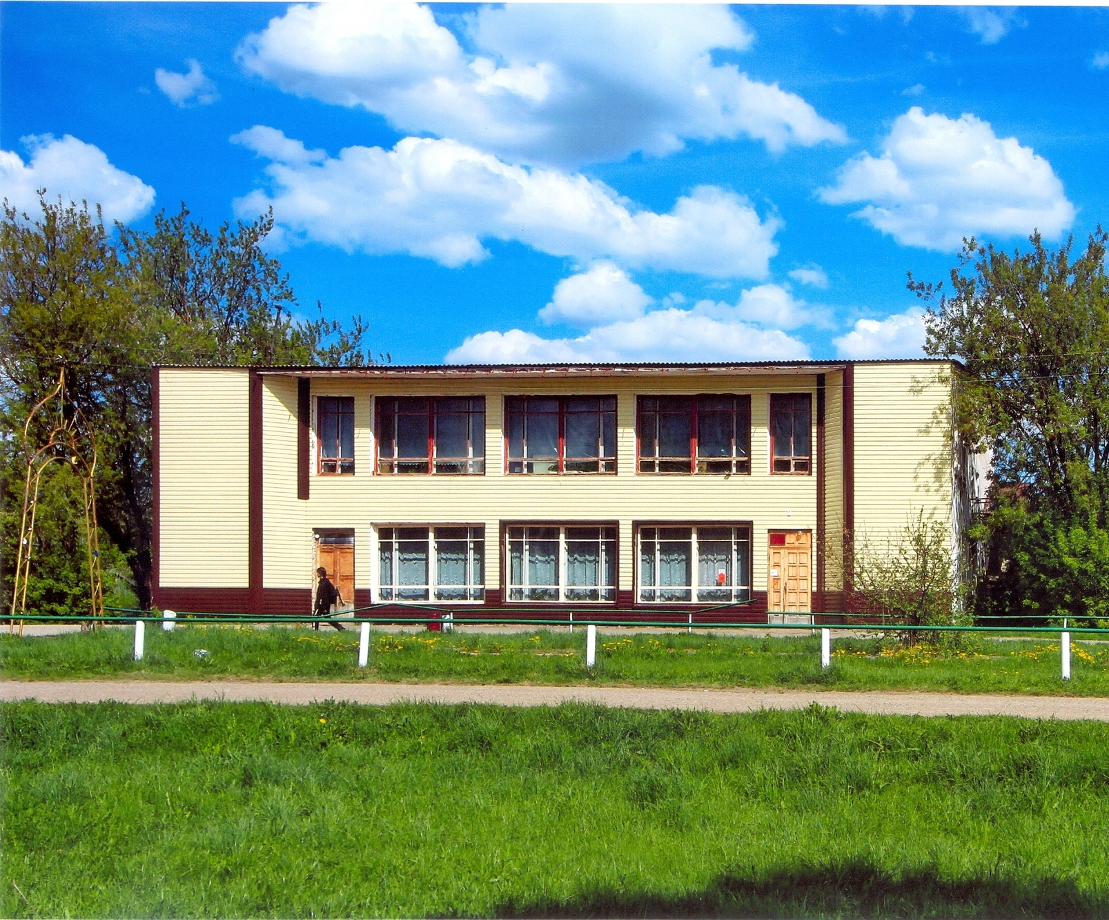 Межпоселенческая центральная библиотека пгт Ленинское