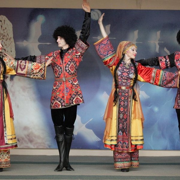 Концерт ансамбля «Дагестан» на туристическом форуме «Открытый Дагестан 2022»
