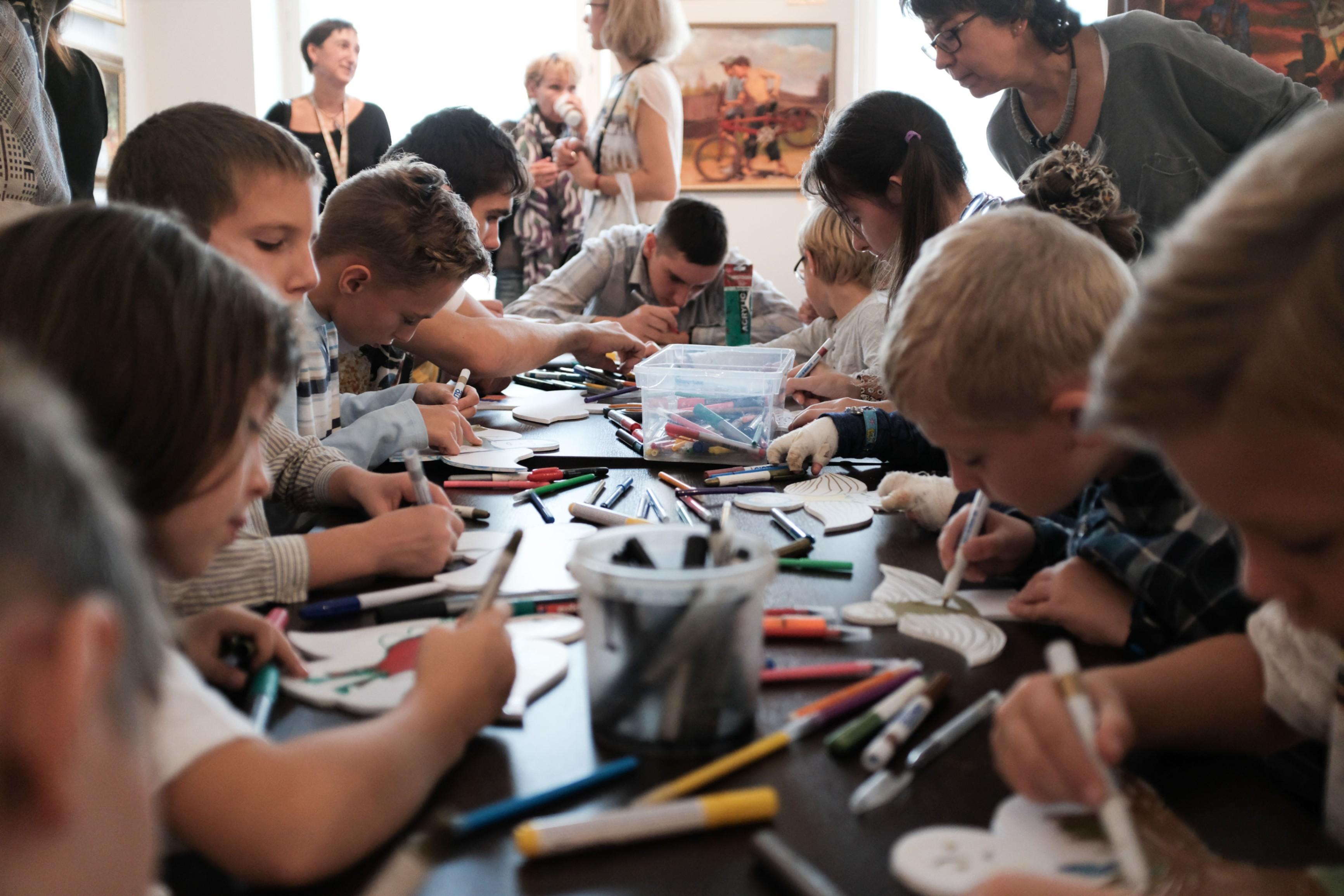 30 ведущих музеев России поддержали инклюзивный творческий конкурс «Я художник – я так вижу»